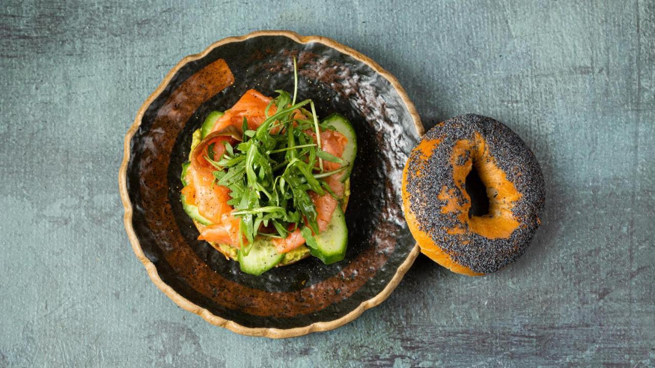 Отель The Newel Psychiko Афины Экстерьер фото A bagel with lox and cream cheese