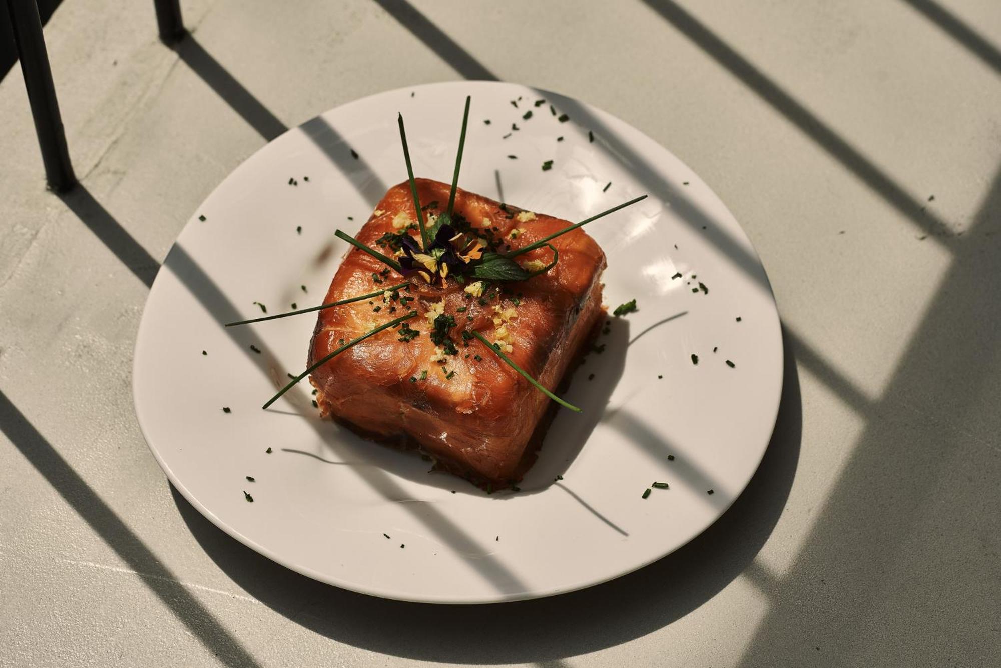Отель The Newel Psychiko Афины Экстерьер фото Smoked halva