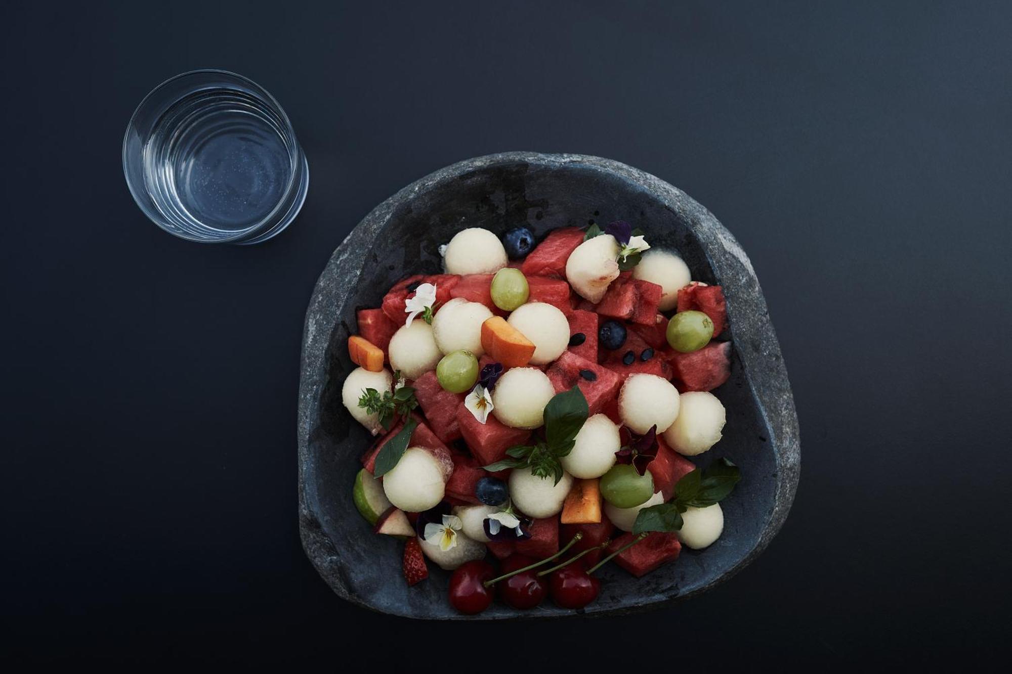 Отель The Newel Psychiko Афины Экстерьер фото Fruit salad
