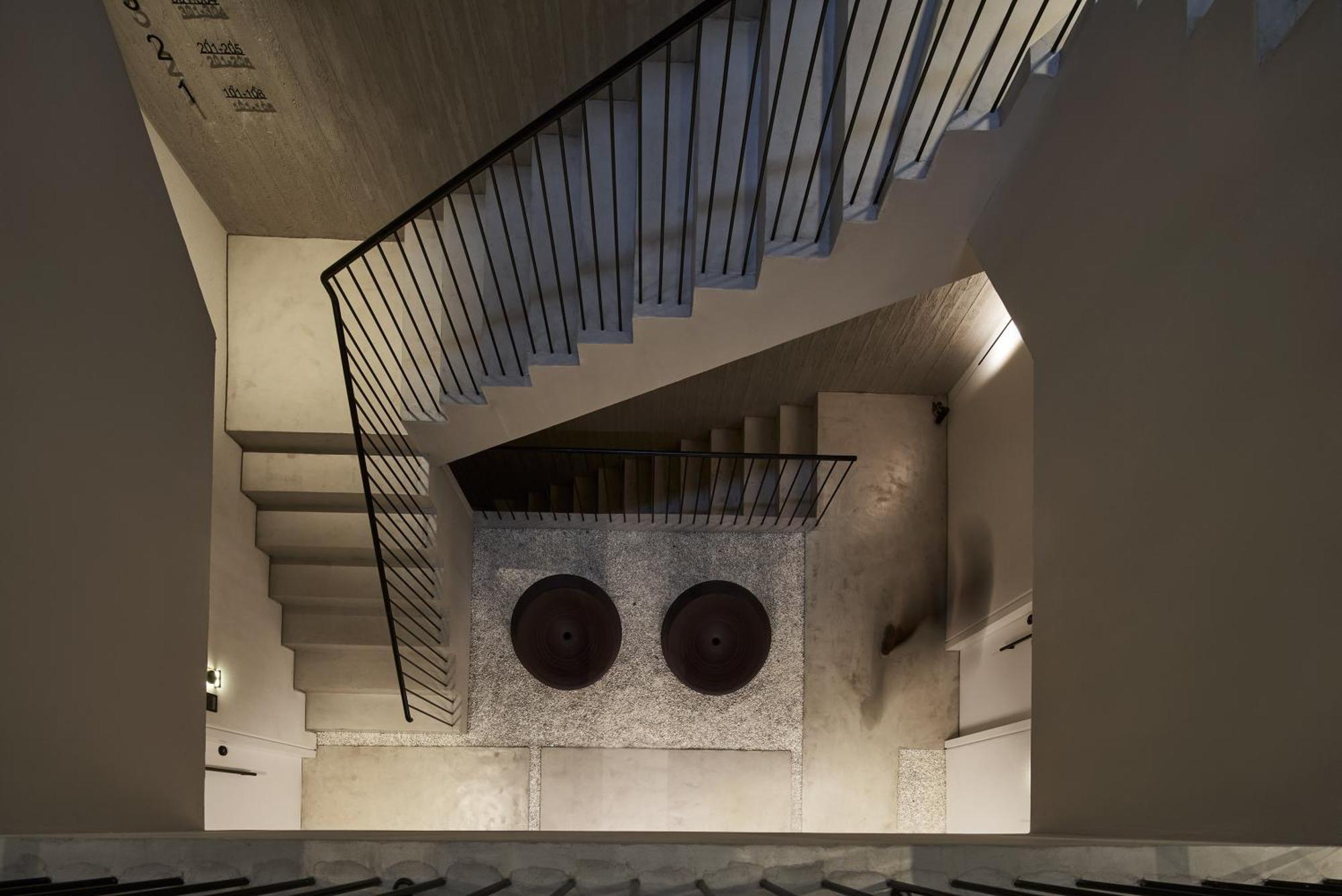 Отель The Newel Psychiko Афины Экстерьер фото The staircase